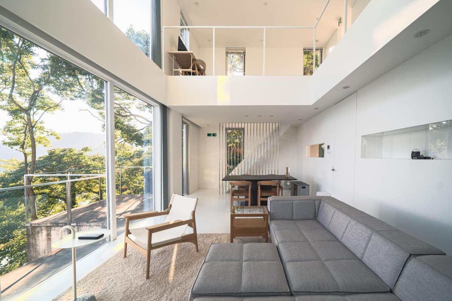 Villa White House Atami à Atami  Extérieur photo