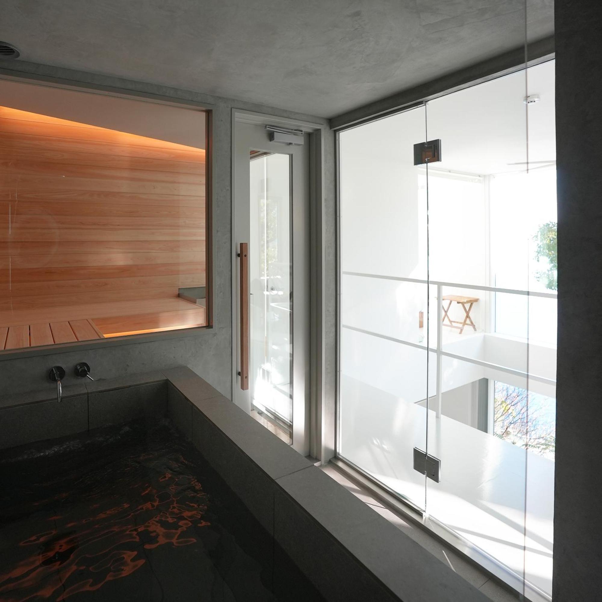 Villa White House Atami à Atami  Extérieur photo